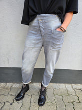 Charger l'image dans la galerie, BAGGY BOUTONNAGE DECALE PLEASE