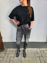 Charger l'image dans la galerie, BAGGY BOUTONNAGE DECALE PLEASE