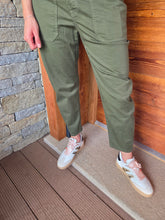 Charger l'image dans la galerie, BAGGY BOUTONNAGE DECALE PLEASE