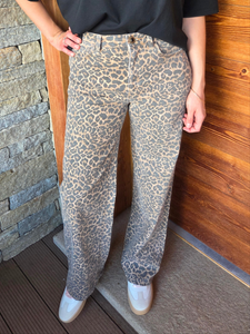 JEAN LEOPARD GUESS