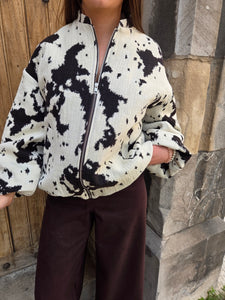 BOMBER COW