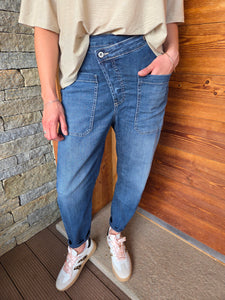 BAGGY BOUTONNAGE DECALE PLEASE