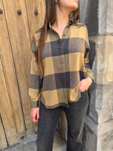 Charger l'image dans la galerie, CHEMISE DELIWOOL
