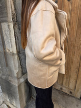 Charger l'image dans la galerie, VESTE REVERSIBLE
