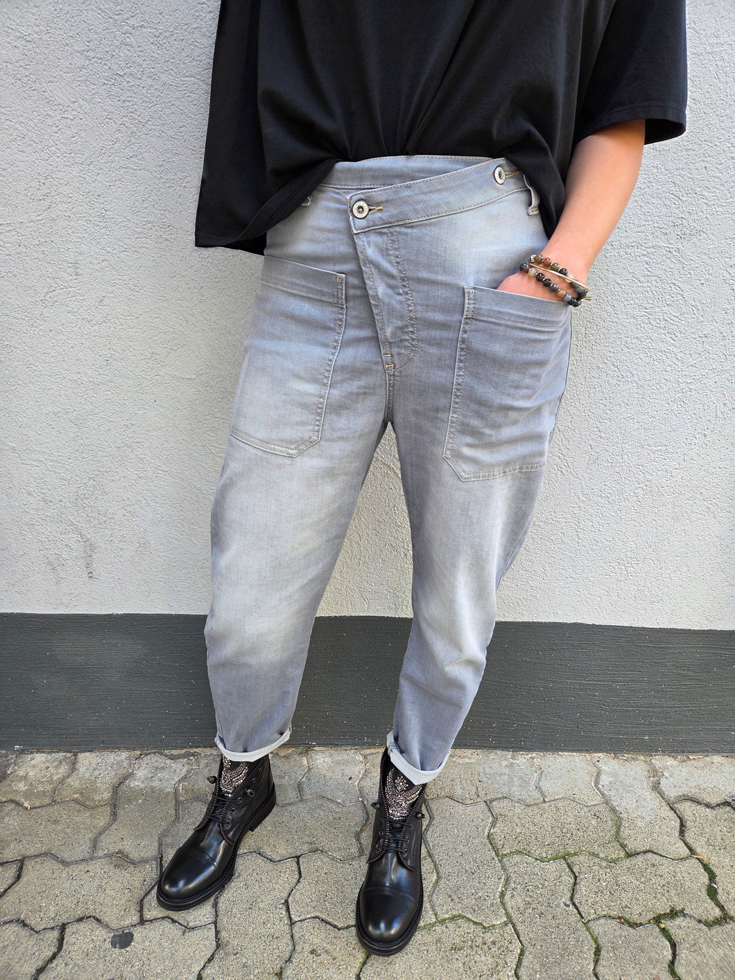 BAGGY BOUTONNAGE DECALE PLEASE