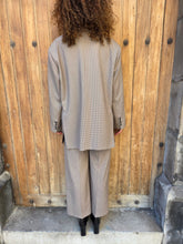 Charger l'image dans la galerie, PANTALON MOTIF MICRO

