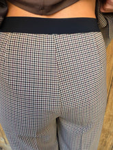Charger l'image dans la galerie, PANTALON MOTIF MICRO
